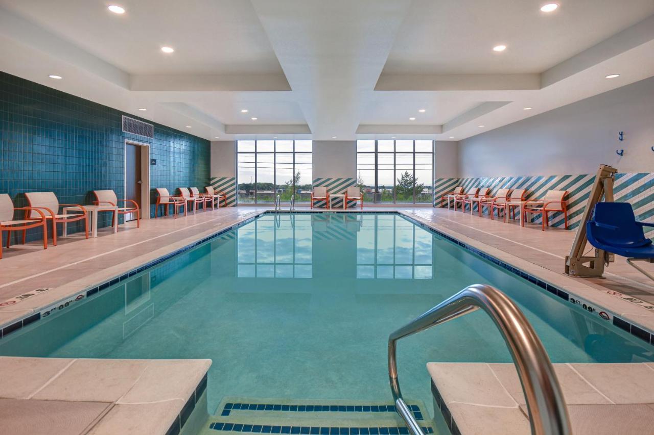 Holiday Inn - Erie By Ihg מראה חיצוני תמונה